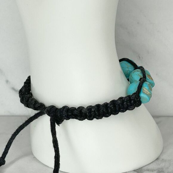 Faux Turquoise Skull Beaded Adjustable Bracelet - Picture 5 of 8